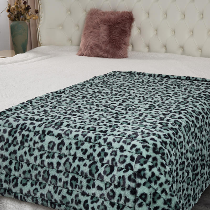 Manta de piel de conejo con estampado de leopardo de 50*60 pulgadas